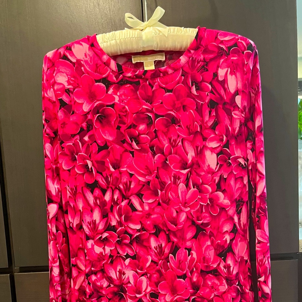 Michael Kors Straight line jersey dress with spandex! Size small